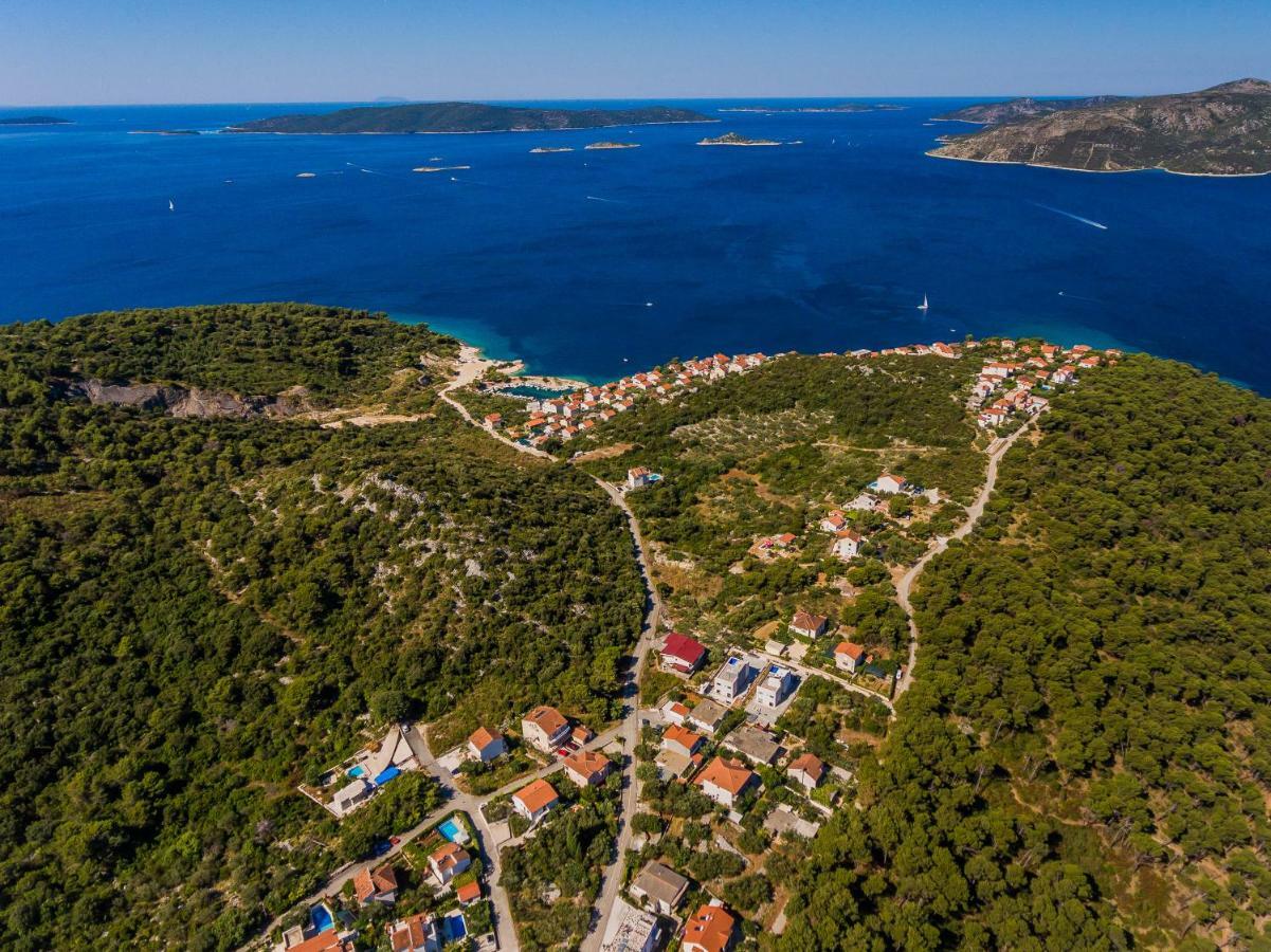 Apartments Mare Трогир Экстерьер фото